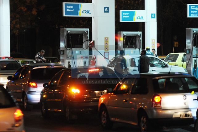 Los trabajadores de las estaciones de servicio adherirán al paro