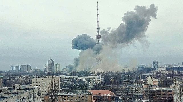 Rusia atacó una torre de televisión: hay cinco muertos