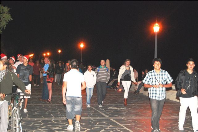 El 2012 en Santa Fe empieza con ritmo latino en la Costanera Oeste