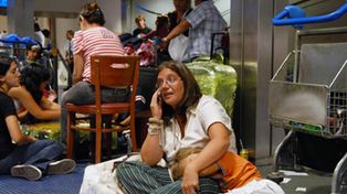 Ezeiza: se normalizan los vuelos pero persisten las demoras