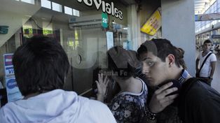 Piden más frecuencia en los colectivos a Paraná