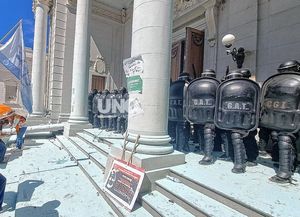 Avanza la investigación para dar con los autores del ataque a la Legislatura santafesina