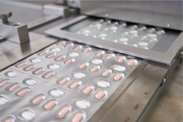 Pfizer espera fabricar 80 millones de cajas del nuevo medicamento en 2022.