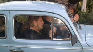 Pepe Mujica compartió un asado con Maná, los llevó en su Fusca y fue al concierto