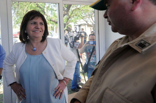 Rosario. La ministra Patricia Bullrich se refirió a los hechos de violencia