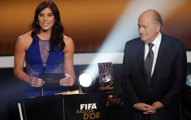 Le tocó la cola en una entrega del Balón de Oro
