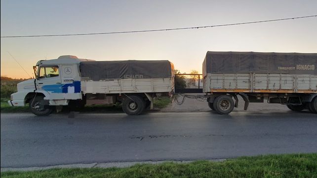 Tragedia en Puerto San Martín. El camión involucrado en el siniestro vial en el que murió un niño. 