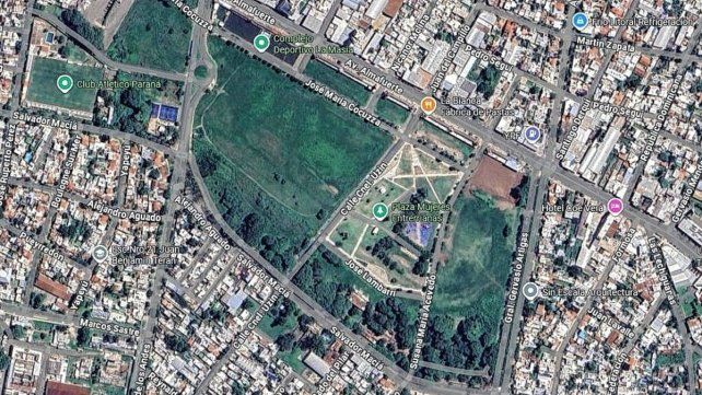 Ponen a la venta un terreno en el predio del exhipódromo de Paraná.