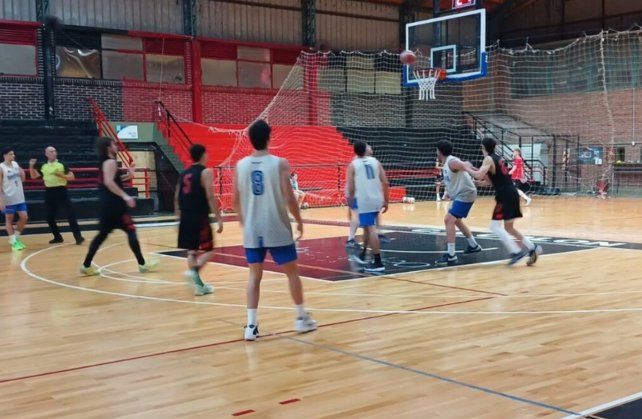 Colón sumó más minutos de juego ante Santa Paula en el Roque Otrino