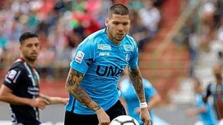 Unión oficializó la llegada de Nicolás Peñailillo