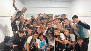Asociación Rosarina de Fútbol. Río Negro, el equipo de barrio Belgrano de Gabriel Fasolis, ganó y va por más en la B.