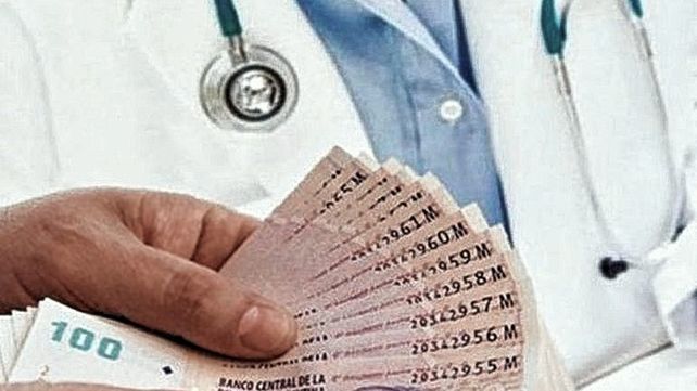 Los prestadores de salud cobrarán un plus a los pacientes