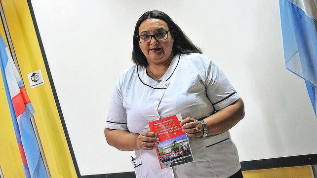 Trayectoria. La enfermera entrerriana además es docente y escribió un libro.