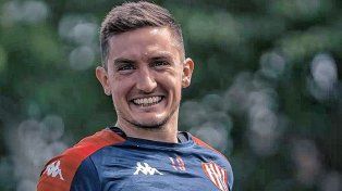 Unión intima a Vélez para cobrar la deuda que mantiene por Pittón