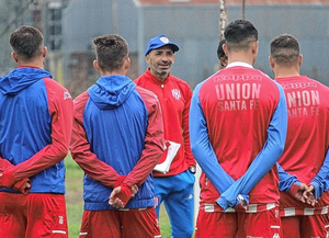 Las dudas y certezas de Azconzábal para el debut de Unión