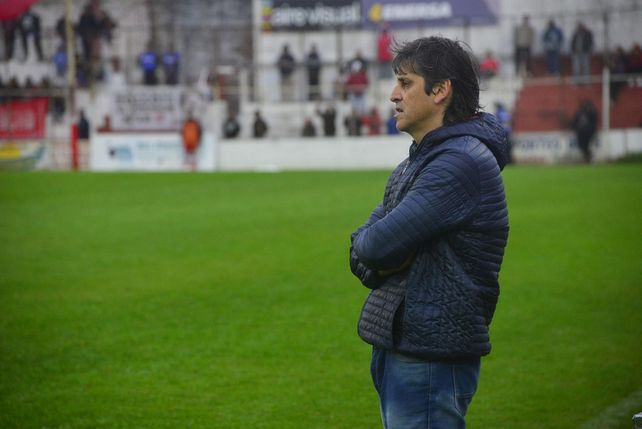 El ex Atlético Paraná Darío Ortiz dio positivo de covid-19