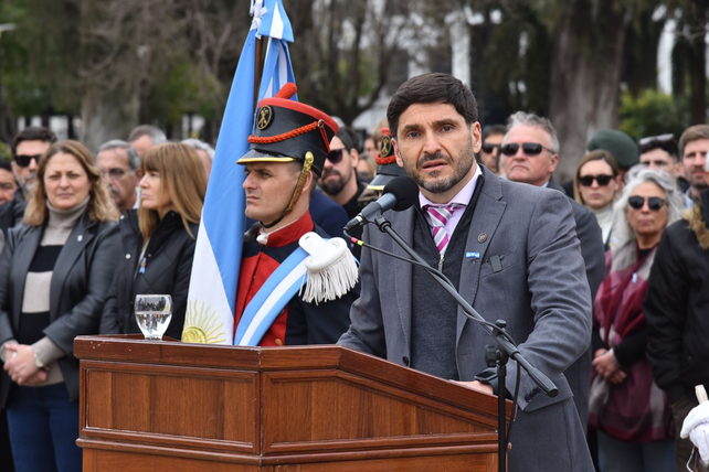 Pullaro encabezó en Venado Tuerto el acto en conmemoración del 174º aniversario de la muerte del general San Martín.