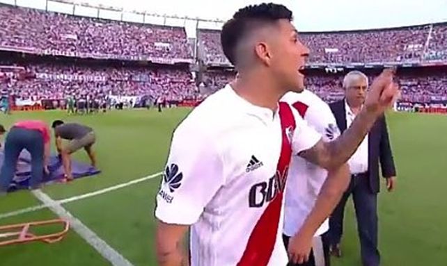 Enzo Pérez encaró al árbitro: Inventaron el VAR para sacarnos de la Copa
