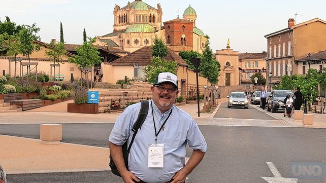 En su recorrida. Por la ciudad de la nueva beata