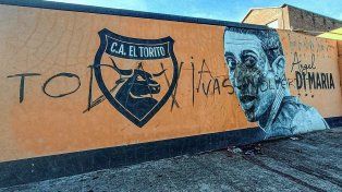 Vandalizaron un mural de Ángel Di María en Rosario.