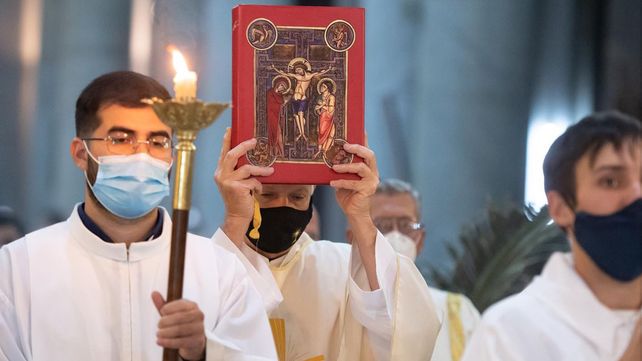 Misa crismal: se consagraron nuevos sacerdotes católicos