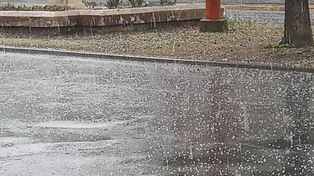 El granizo sorprendió a vecinos de barrio Candioti