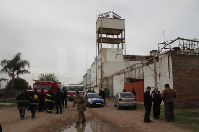 Generó conmoción una fuerte explosión en la planta del frigorífico Recreo