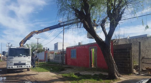 Se voló el techo de una casa en barrio Centenario