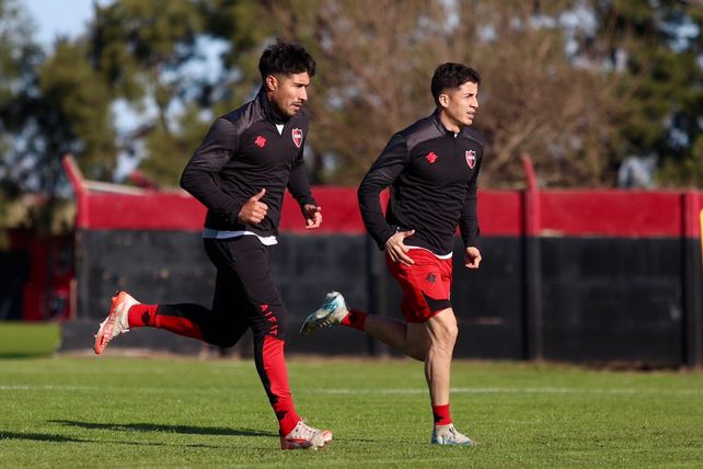 Una práctica de Newells en Bella Vista. El plantel rojinegro acelera su preparación para el choque con Belgrano