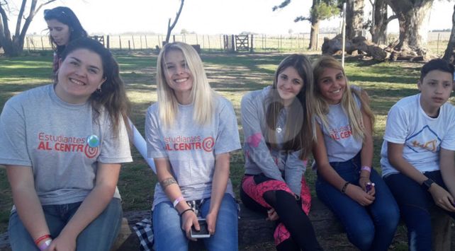 mujeres en los centros de estudiantes