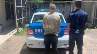 El santafesino se entregó a la policía junto a sus abogados luego de permanecer casi una semana prófugo