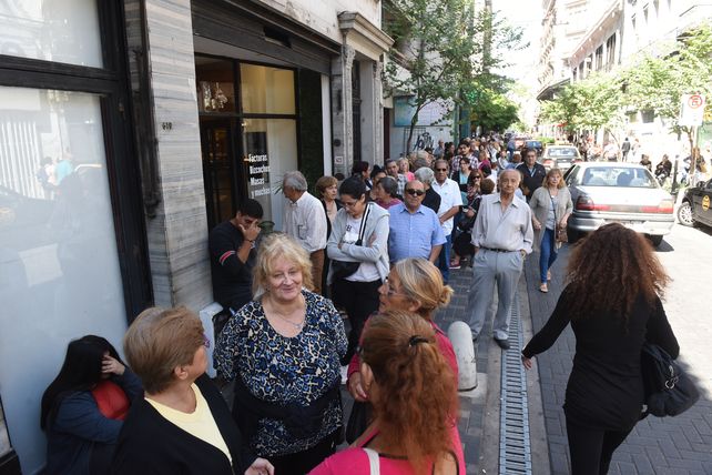 Los ancianos ya no tendrán que presentar sus certificados de supervivencia como requisito imprescindible para el cobro de sus haberes y beneficios previsionales.