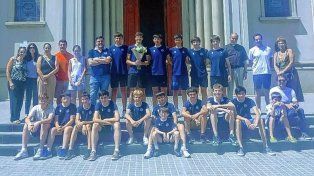 Los U14 de Gimnasia fueron a la Basílica de Guadalupe a agradecer todo lo conseguido en este 2022.