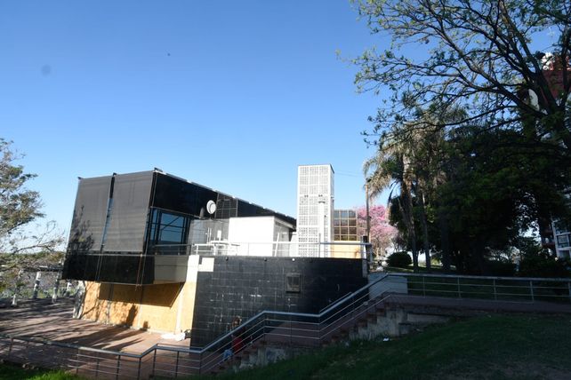 Cambios en el exbar Munich. Se viene un gimnasio hacia marzo en el Parque Urquiza.
