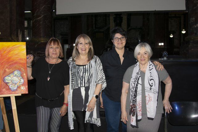 Poesía en el ECU se despide por el presente año