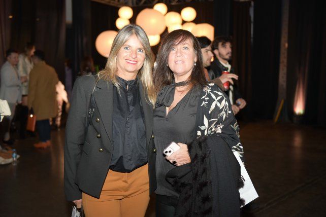 Josefina Daminato y Mariela Martineli.