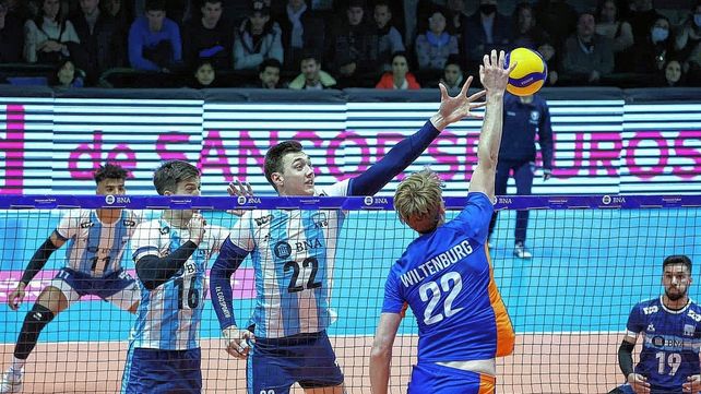 El seleccionado argentino de vóleibol masculino se anotó otra victoria ante Países Bajos en Buenos Aires.