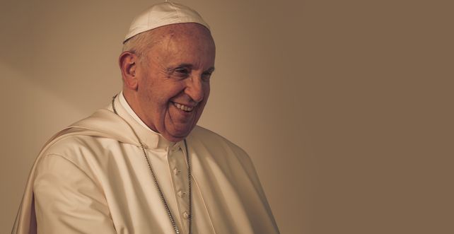 El Papa Francisco desmintió que vaya a renunciar en un futuro próximo y también negó que tenga cáncer.