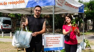 El municipio lleva adelante este viernes una nueva edición del programa Canjeamos tus reciclables en la plaza Montenegro.&nbsp;