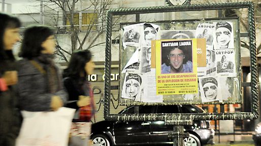 Tras varios testimonios, rastrillan la ciudad para hallar a Santiago Laguía
