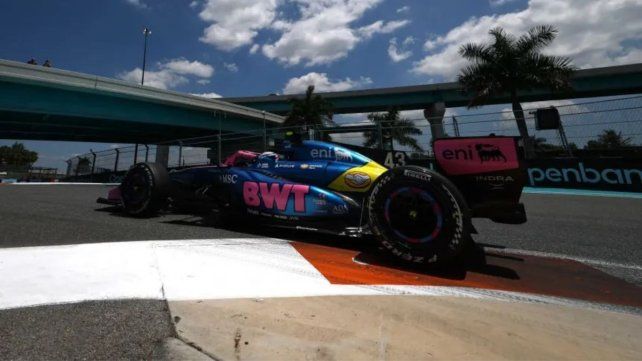 Colapinto cedió terreno y finalizó 10° en el sprint de Miami