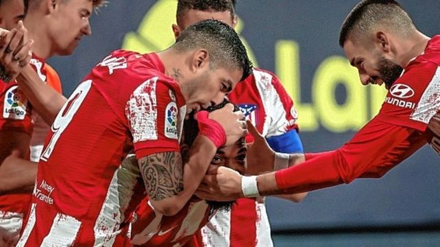 Atlético Madrid se juega su permanencia en la Liga de Campeones