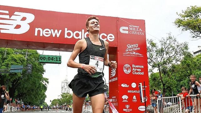 El talentoso atleta santafesino José Zabala fue el ganador de la Milla Urbana de Buenos Aires.