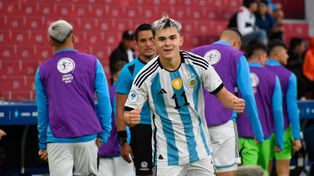 Santiago López anotó los dos tantos que marcó la selección argentina en el triunfo por 2 a 1 sobre Venezuela.