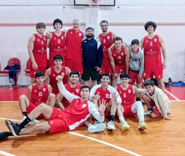 San Telmo de Funes está en lo más alto de la Primera A en la Asociación Rosarina de Básquet.