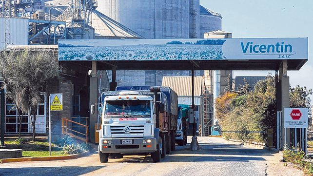 Bajo sospecha. La millonaria deuda acumulada por la agroexportadora est&aacute; en la mira de la Justicia.