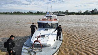Hallaron el cadáver de un hombre de entre 40 y 50 años en el río Santa Fe a la altura del Museo de la Constitución