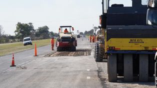 Tercer carril. La autopista Rosario-Santa Fe se encuentra en remodelación.