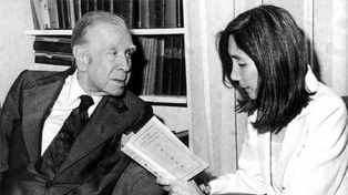 Borges y Kodama. Adoraba los cuentos que yo escribía y quería prologarlos, pero nunca quise que él los prologara.