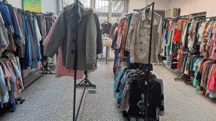 Moda circular y solidaridad: la feria de la Fundación Arco Iris volvió a abrir sus puertas